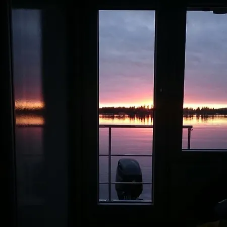 Unique Houseboat On The With Wood-fired Sauna